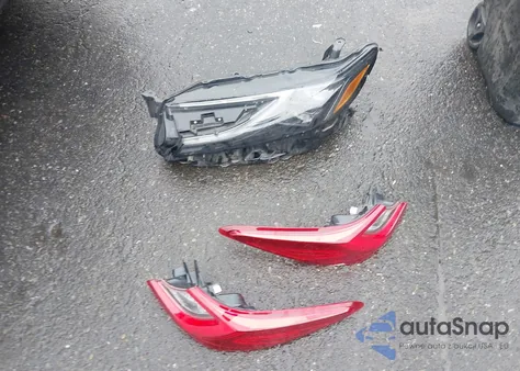 2025 Toyota Camry Xse из США, поврежденный, VIN 4T1DAACK9SU572788